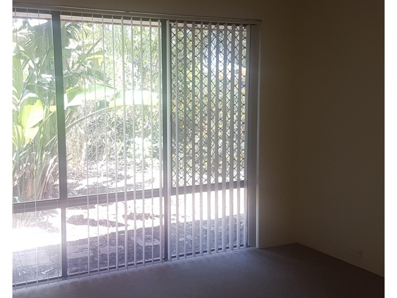 24 Isdell Place, Gosnells WA 6110