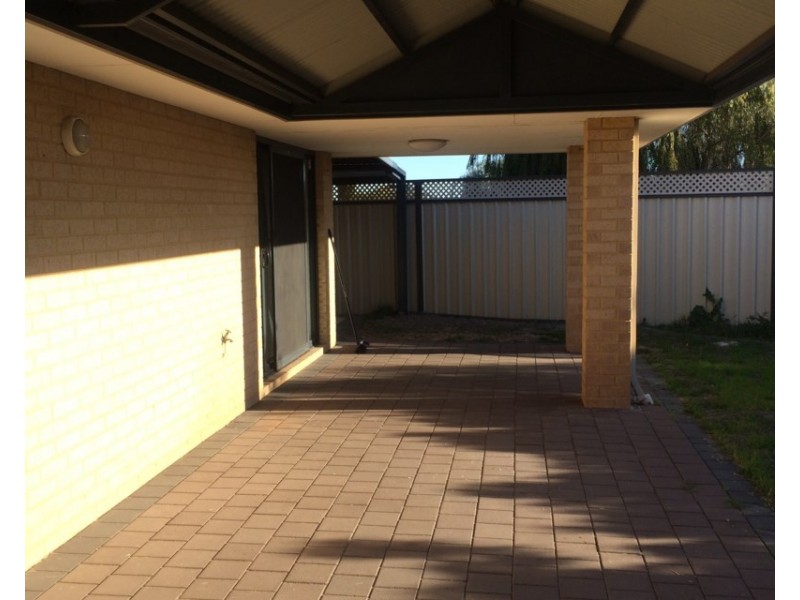 195 Harpenden Street, Huntingdale WA 6110