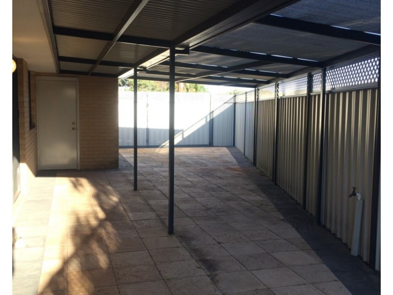 195 Harpenden Street, Huntingdale WA 6110