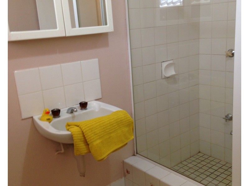 13b Clifton Street, Maddington WA 6109