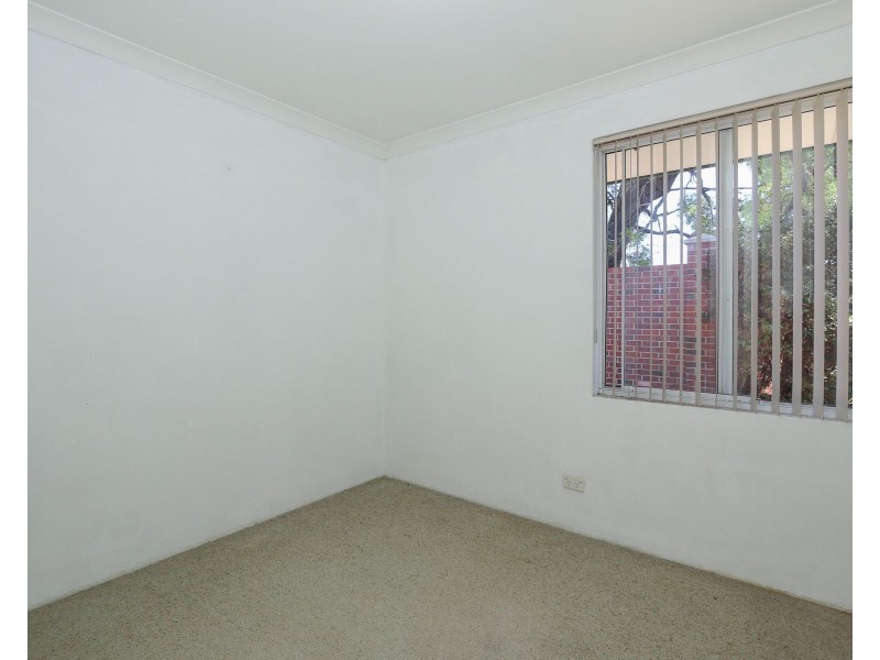 23/2 Glennis Close, Gosnells WA 6110