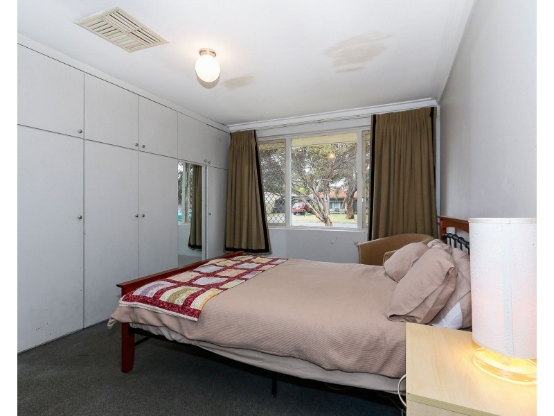 23 Dunnell Street, Maddington WA 6109