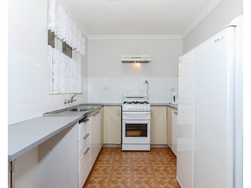 23 Dunnell Street, Maddington WA 6109