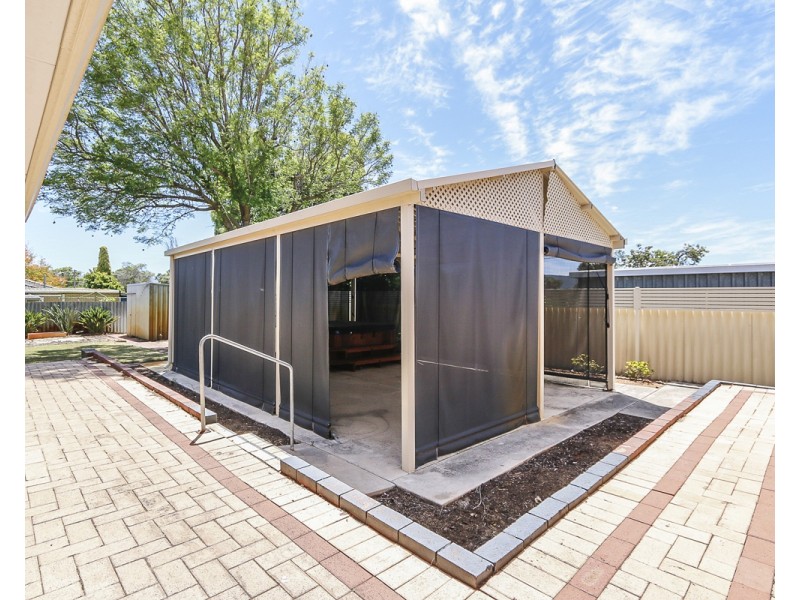 64 Digby Street, Gosnells WA 6110