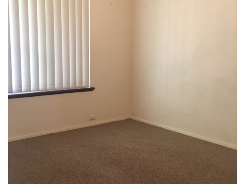 24 Tenterden Street, Gosnells WA 6110