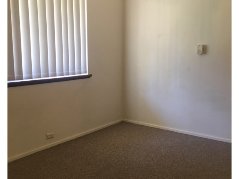 24 Tenterden Street, Gosnells WA 6110