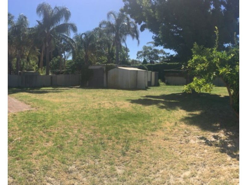 24 Tenterden Street, Gosnells WA 6110