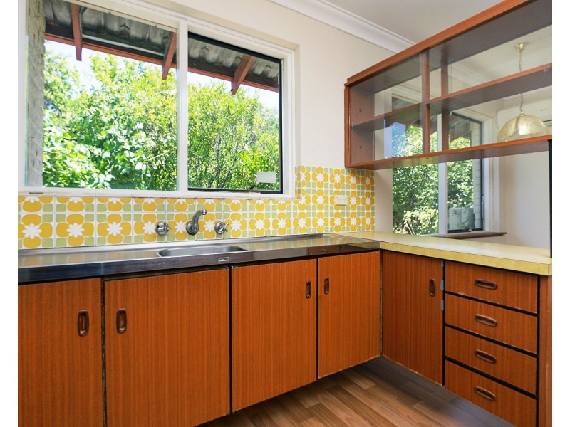 13 Nutley Street, Maddington WA 6109