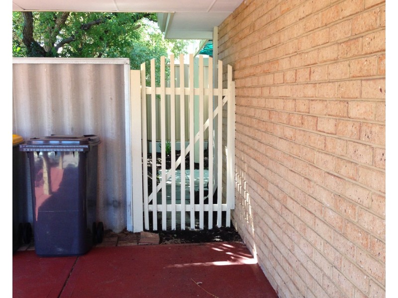 10/23 Quarram Way, Gosnells WA 6110