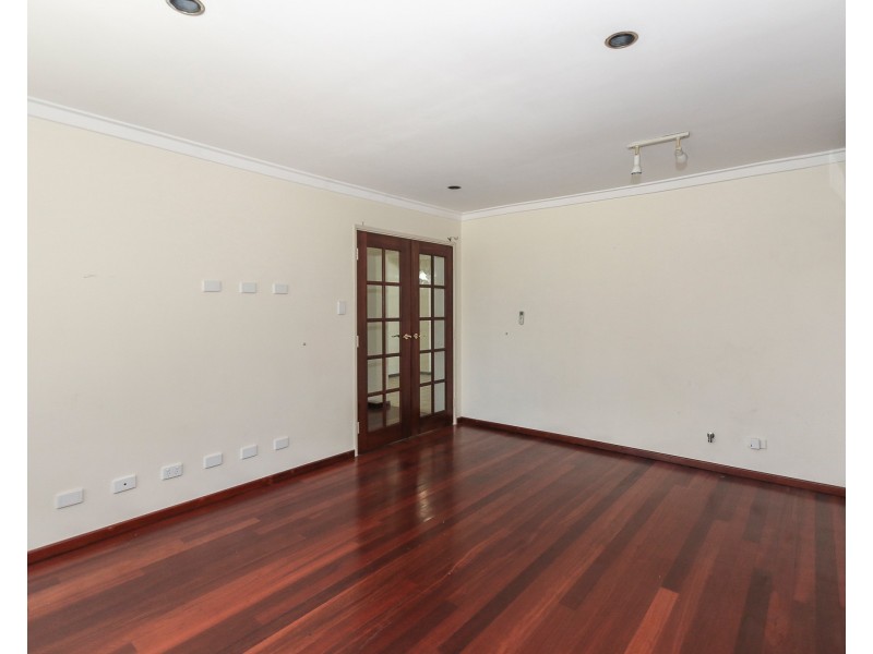 48 Alciston Way, Huntingdale WA 6110