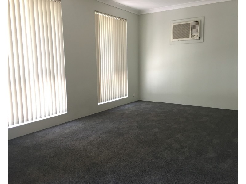 11/23 Helm Street, Maddington WA 6109