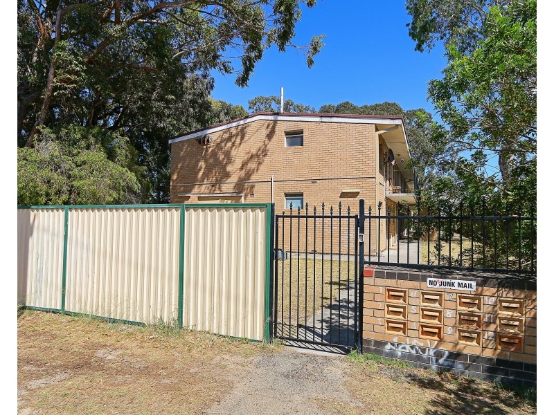 9/2 Dalziell Street, Maddington WA 6109