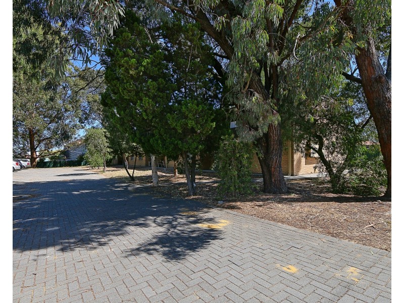 9/2 Dalziell Street, Maddington WA 6109