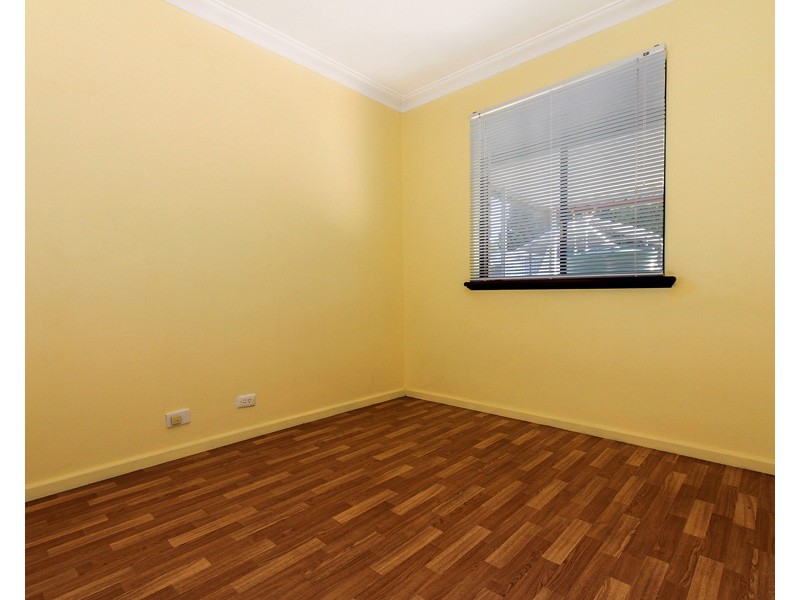 8 Lyminge Street, Gosnells WA 6110