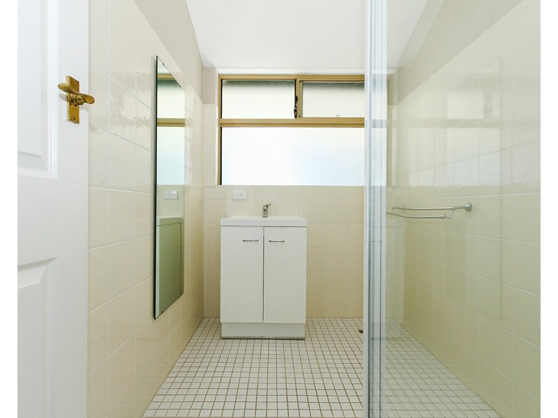 8 Lyminge Street, Gosnells WA 6110