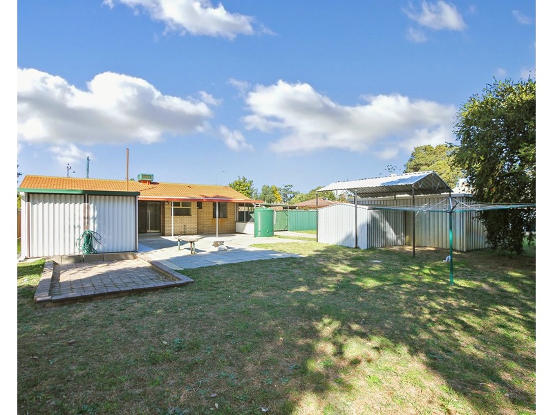 8 Lyminge Street, Gosnells WA 6110