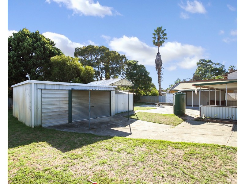 8 Lyminge Street, Gosnells WA 6110