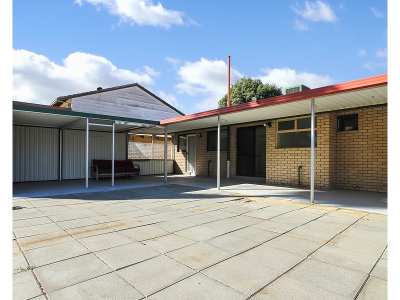 8 Lyminge Street, Gosnells WA 6110