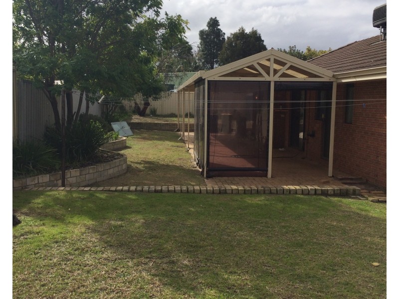 2 Pallinup Place, Gosnells WA 6110