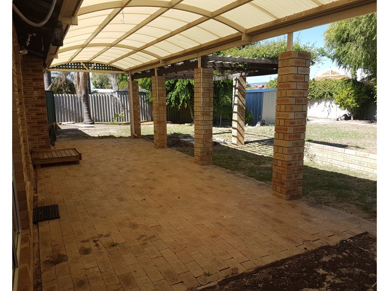 10 Irwin Close, Gosnells WA 6110