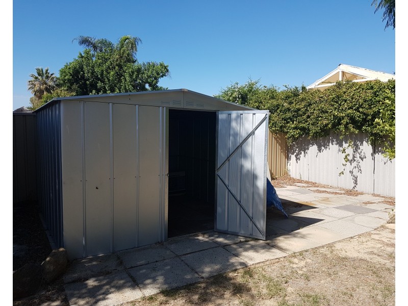 10 Irwin Close, Gosnells WA 6110