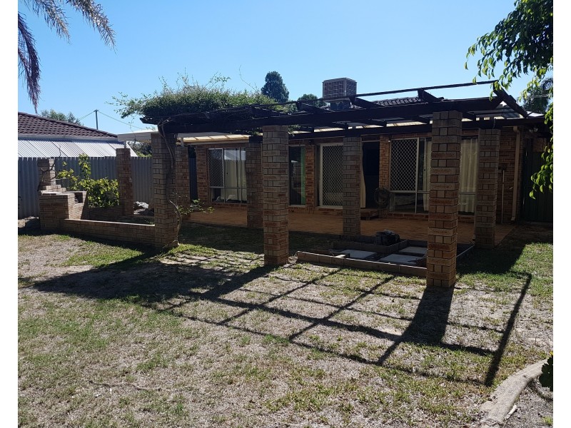 10 Irwin Close, Gosnells WA 6110