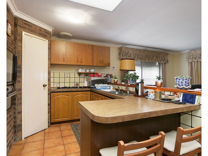 36 Willow Way, Maddington WA 6109