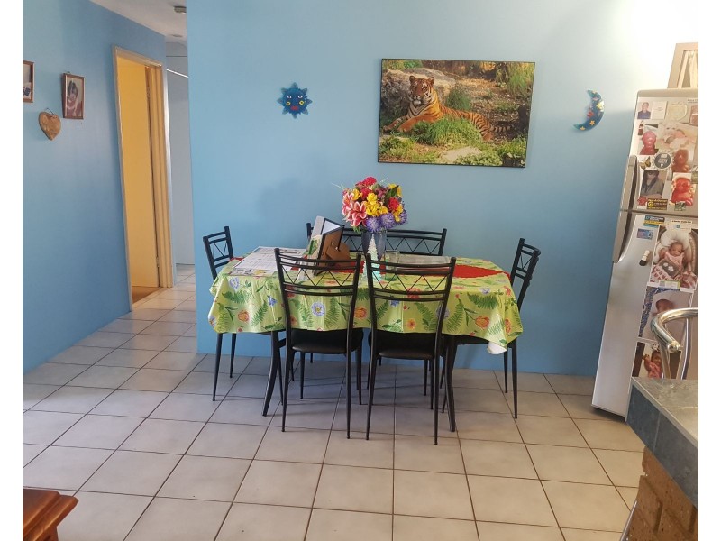 14 Rangeview Court, Maddington WA 6109