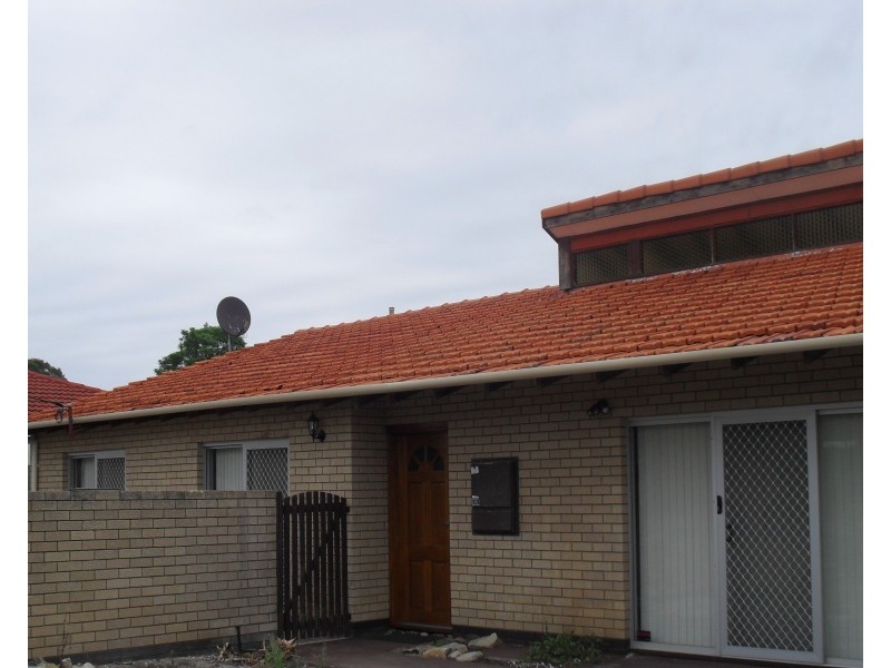 27 Currawong Way, Thornlie WA 6108