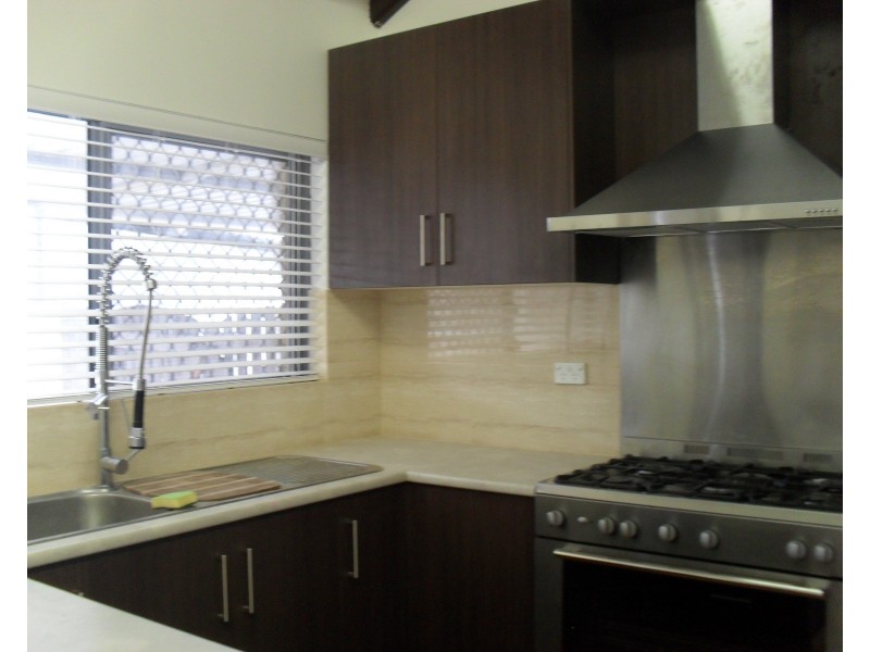 27 Currawong Way, Thornlie WA 6108