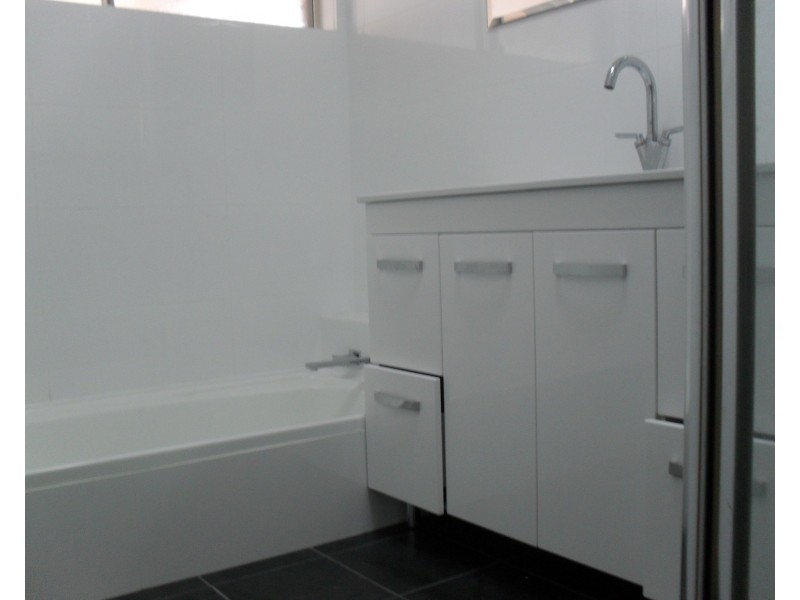 27 Currawong Way, Thornlie WA 6108