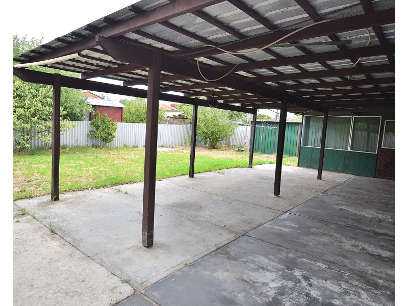 29 Kennett Street, Maddington WA 6109