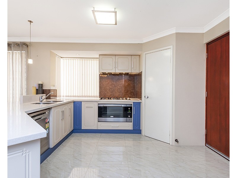 10 Jenal Close, Gosnells WA 6110