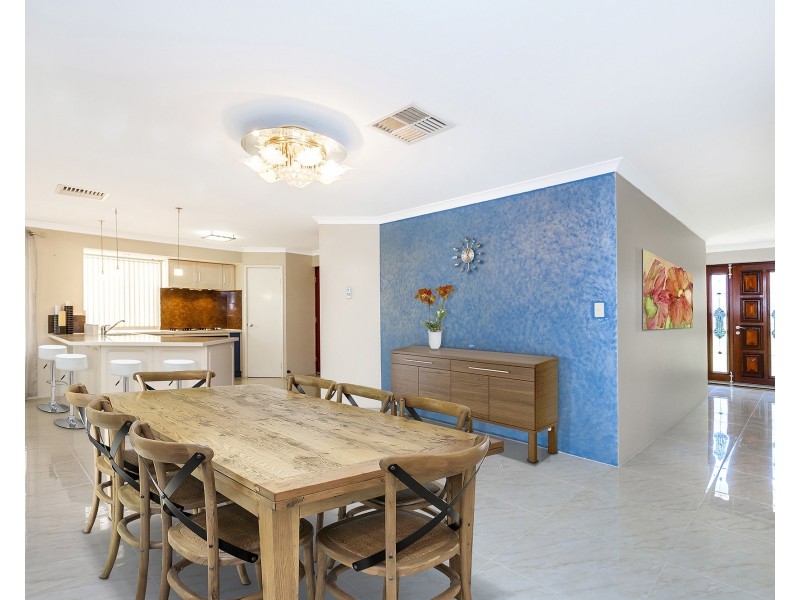 10 Jenal Close, Gosnells WA 6110