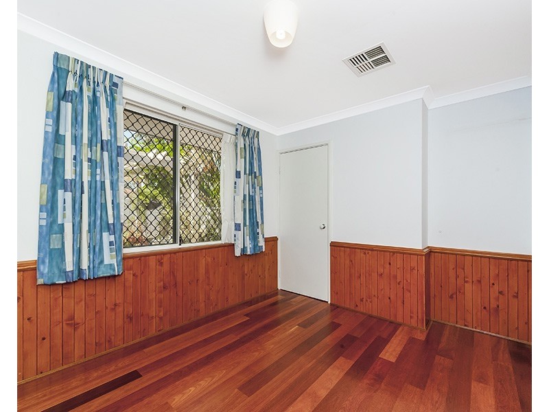 10 Jenal Close, Gosnells WA 6110