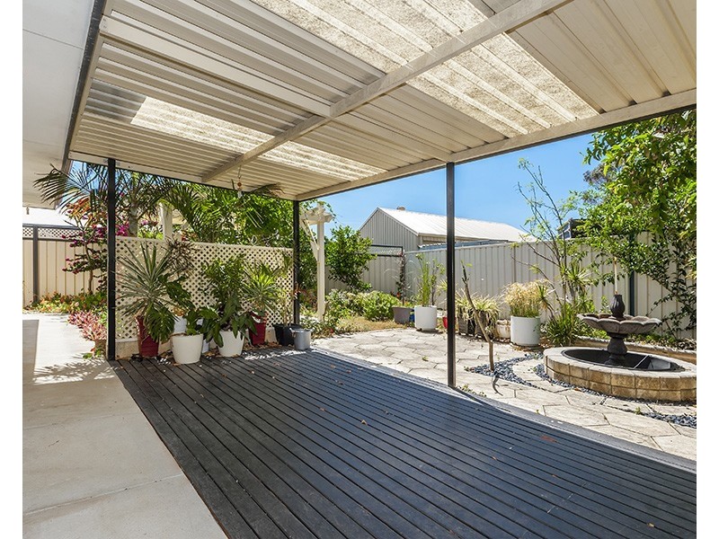 10 Jenal Close, Gosnells WA 6110