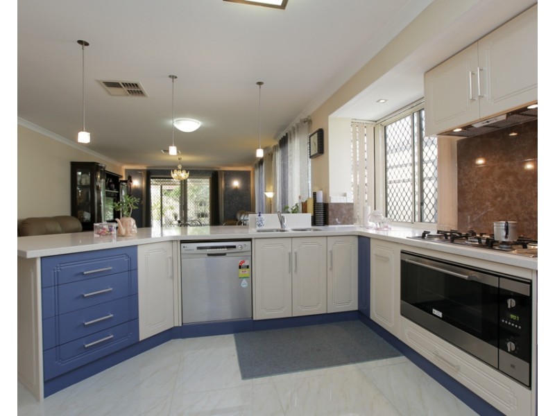 10 Jenal Close, Gosnells WA 6110