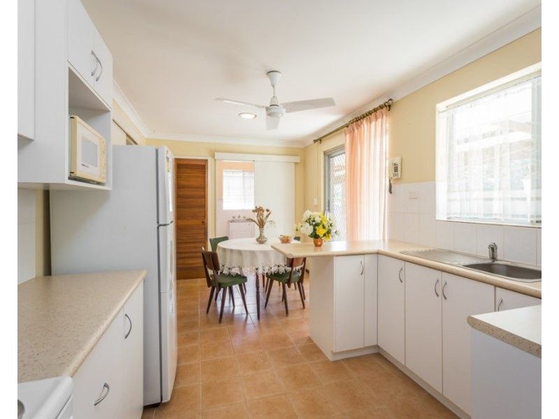 46 Ellis Road, Mount Nasura WA 6112