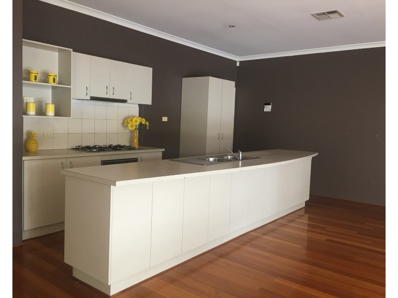 3 Hogan Place, Southern River WA 6110