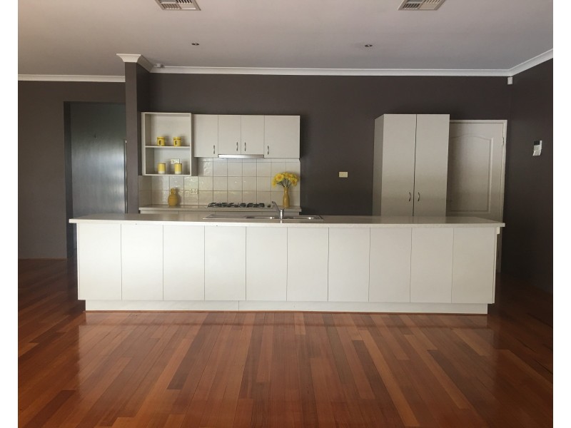 3 Hogan Place, Southern River WA 6110