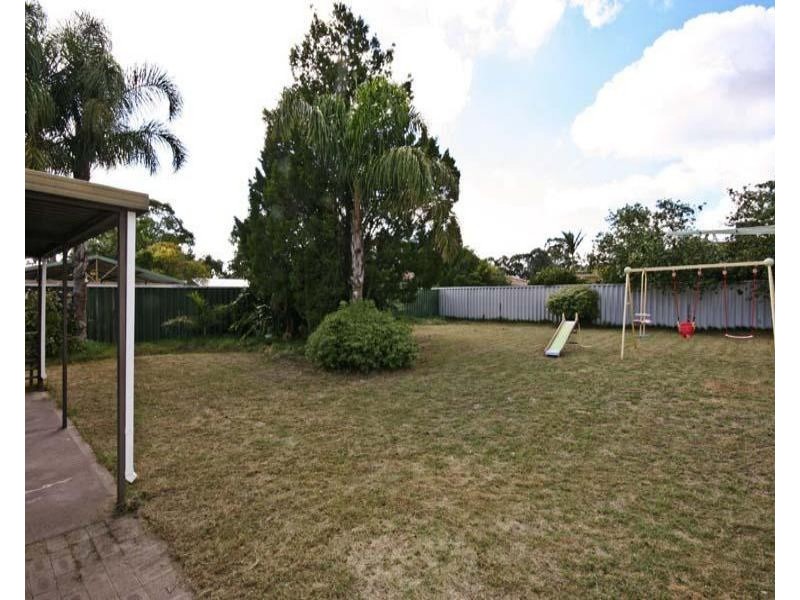 21 Aldworth Crescent, Gosnells WA 6110