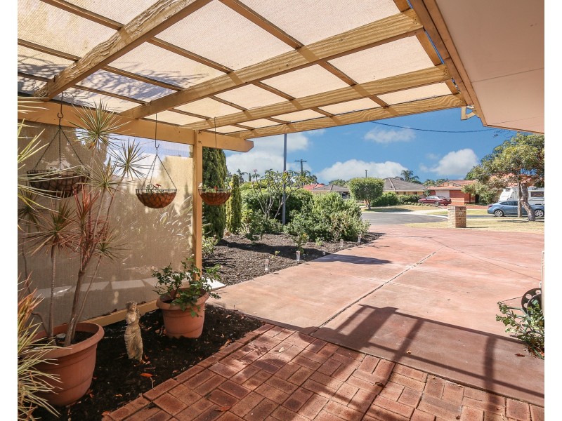 13B Walker Place, Gosnells WA 6110