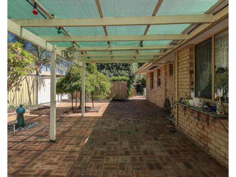 13B Walker Place, Gosnells WA 6110