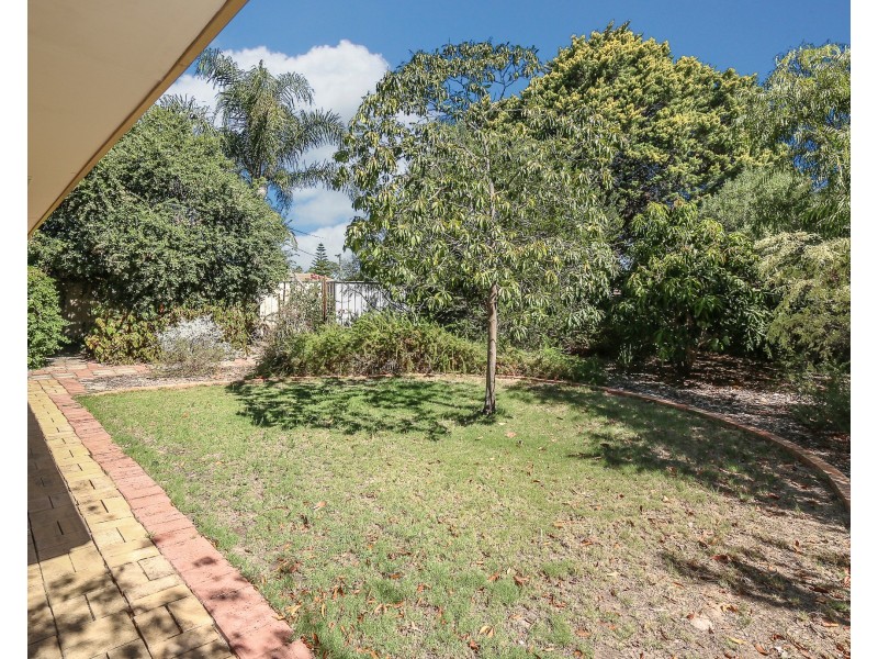 13B Walker Place, Gosnells WA 6110