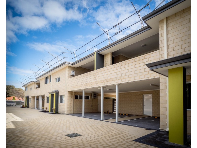 4/13 Somers Street, Belmont WA 6104