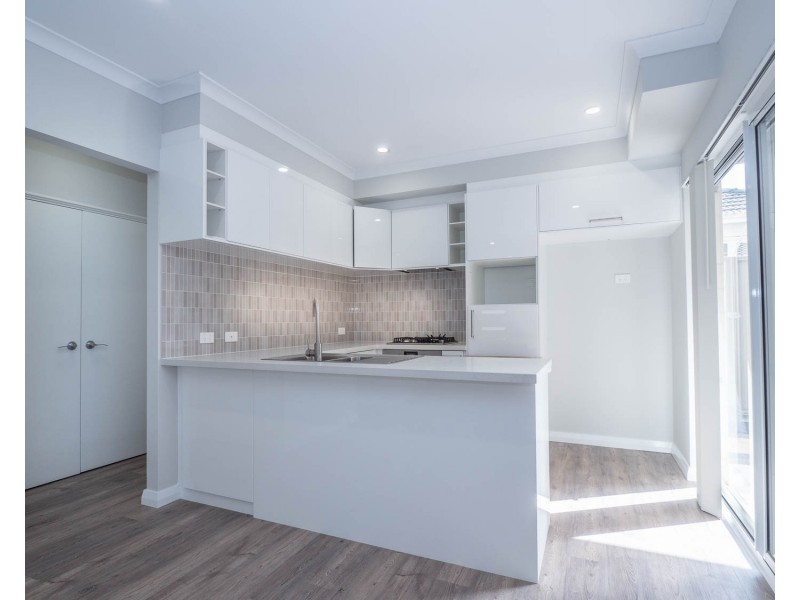 4/13 Somers Street, Belmont WA 6104