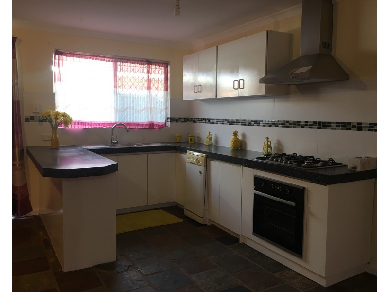 4 Carita Court, Maddington WA 6109