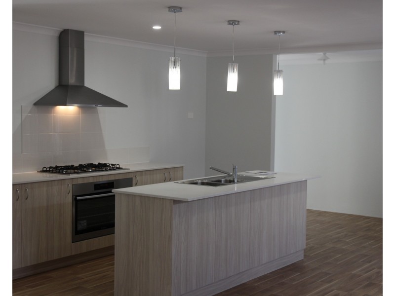 5 Carmichael Street, Beckenham WA 6107