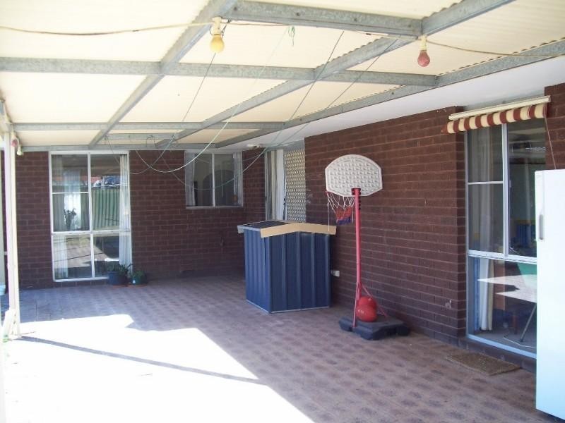 33 Greenough Way, Gosnells WA 6110