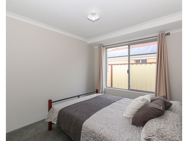 8 Dowitcher Loop, Gosnells WA 6110